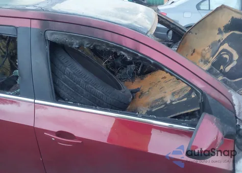 2019 Chevrolet Sonic Lt Auto из США, поврежденный, VIN 1G1JD5SB1K4108619